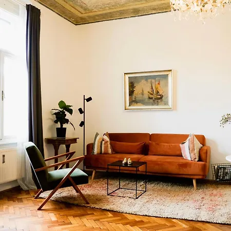 Stilvolles In Zentraler Lage - Free Parking Appartement