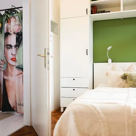 Historic Center Boutique 4 - Free Parking - Schlossberg View - By Casa Momo Graz