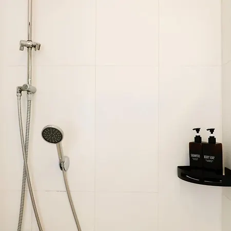 Stilvolles In Zentraler Lage - Free Parking Appartement *