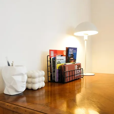 Stilvolles In Zentraler Lage - Free Parking Appartement Graz