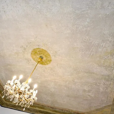 Stilvolles In Zentraler Lage - Free Parking Appartement *